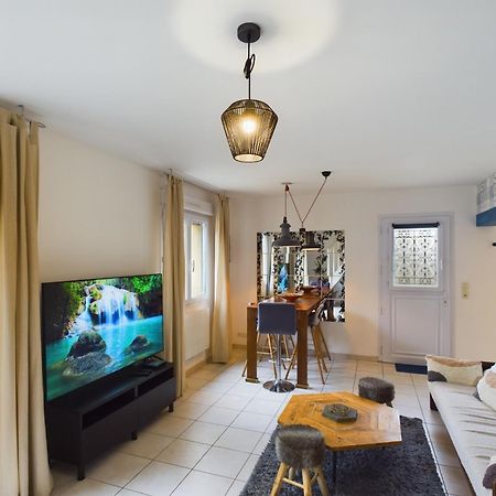بونت-سانت-ماري Maison Cosy - Jardin Privatif - Proche Magasin D'Usine المظهر الخارجي الصورة